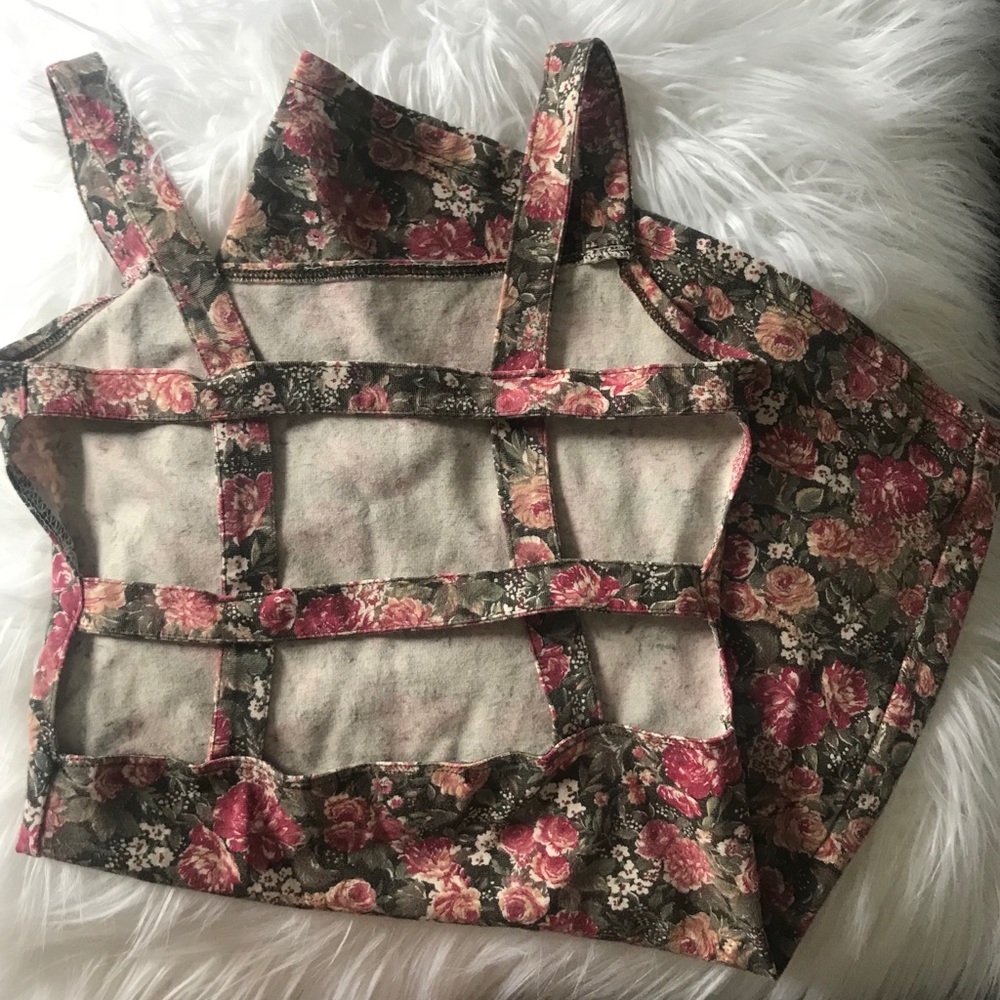 Brandy Melville floral Dress!